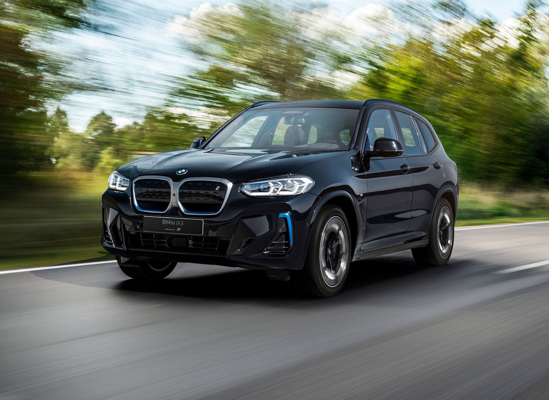 BMW iX3 | 測評報告 | 車輛評測 | 價格、性能、電費、續航能力、安全性、配置